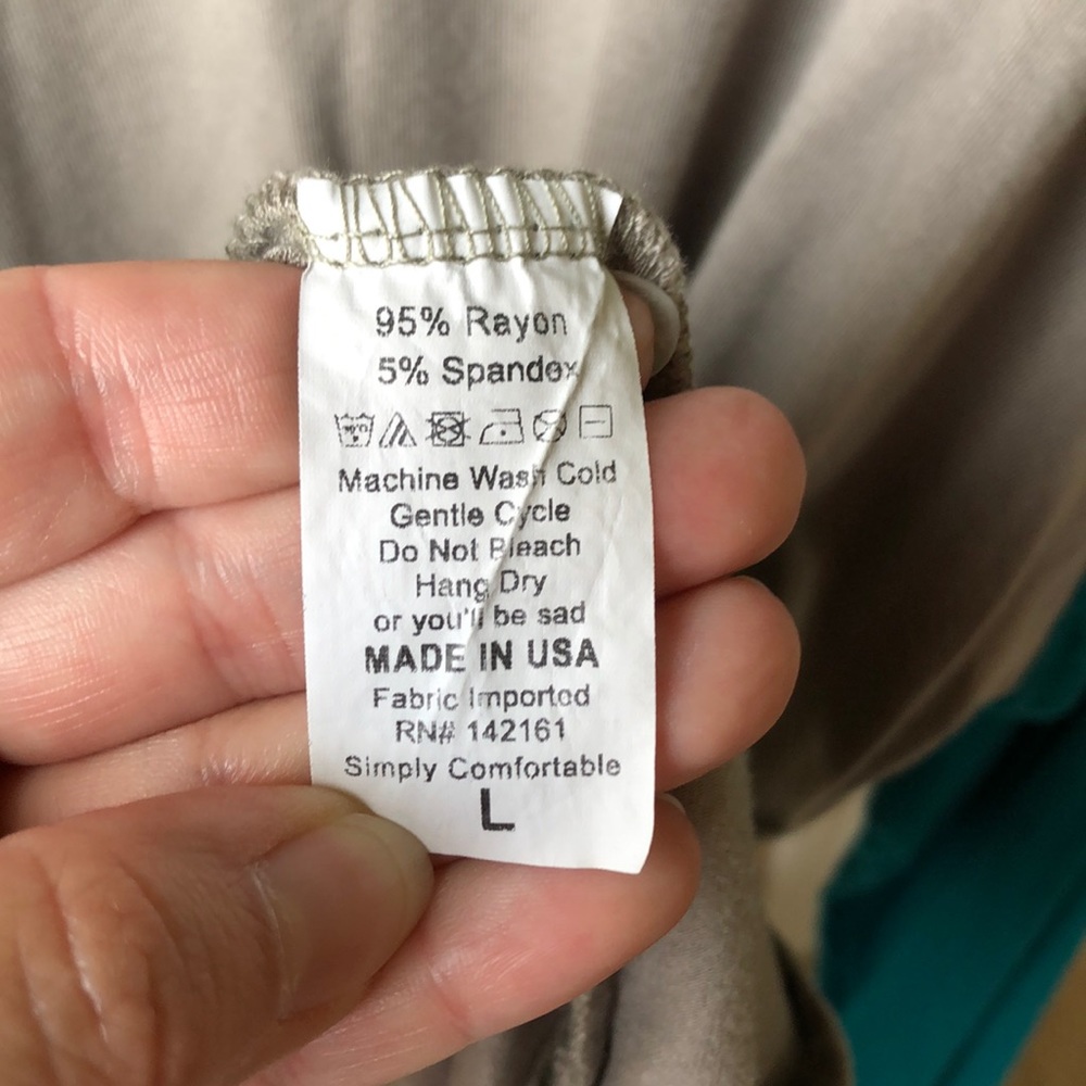 LulaRoe Randy - Baseball Style Top - Picture 4 of 6